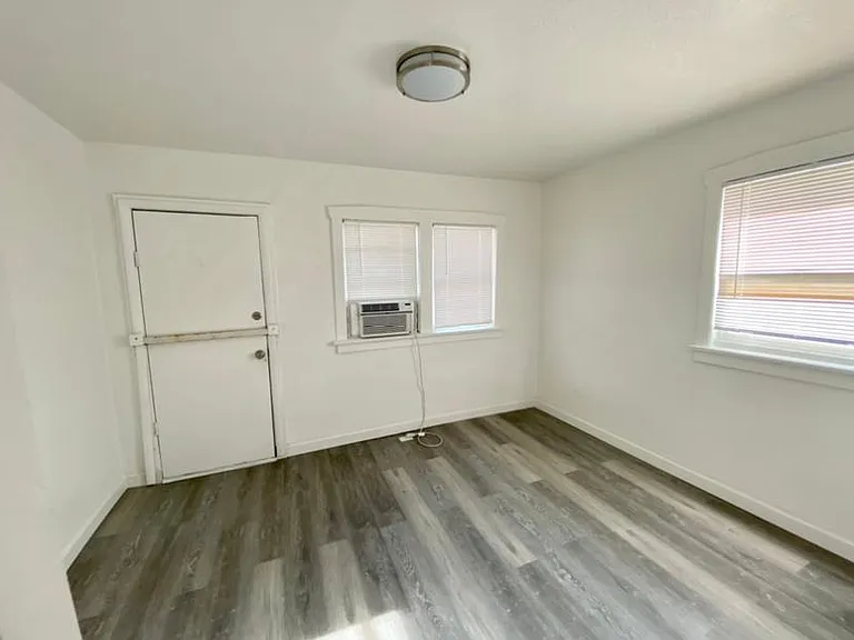 180 E Williams Ave — Photo 11