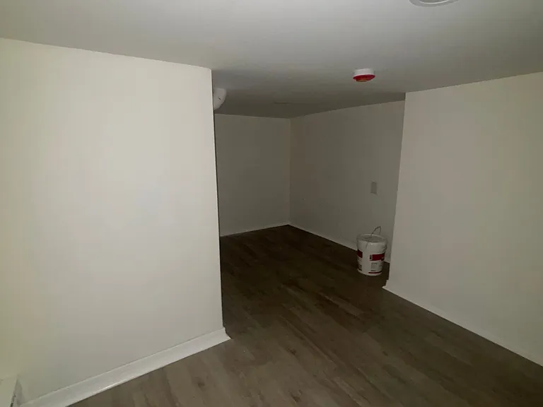 6403 Glenmore Ave — Photo 1