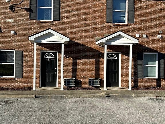 2nd image of 224 Wray Ct APT 22