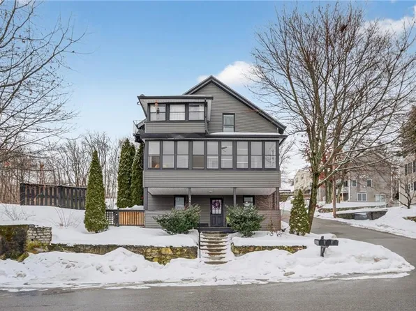 106 Bouvier Ave, Lincoln, RI 02838