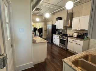 3955 W Shakespeare Ave, Chicago, IL 60647