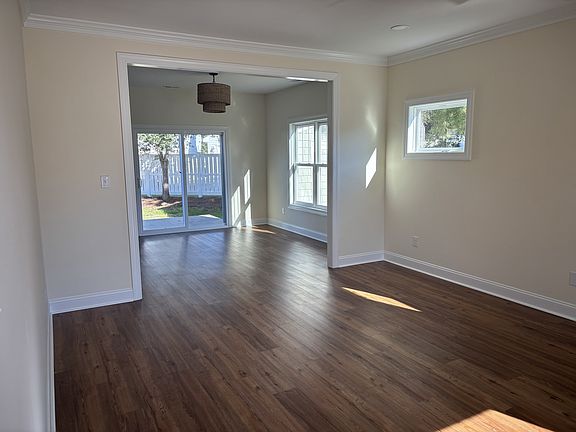 2nd image of 108 Beaufort Walk