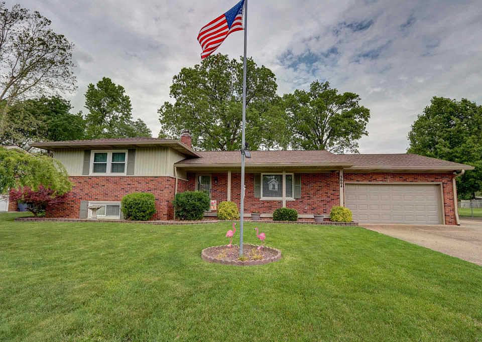 1st image of 3604 Herndon Dr