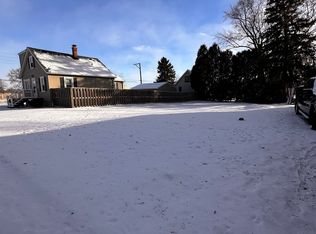 1615 Oak St, Hanover Park, IL 60133