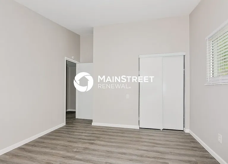 1545 Swan Dr — Photo 8