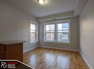 1504 W Fargo Ave #3C, Chicago, IL 60626