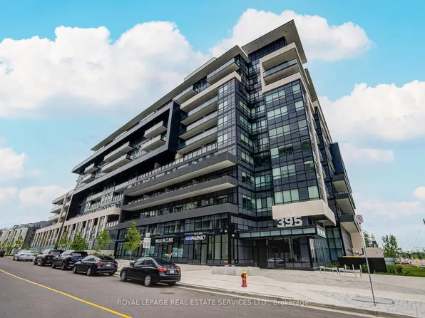 395 Dundas St W, Oakville, ON