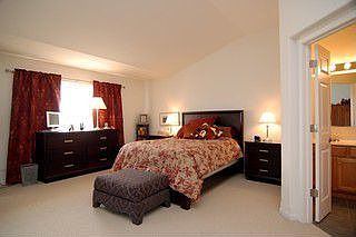 oversize master with deluxe master bath