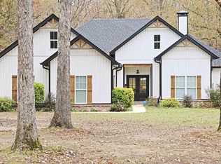 1405 Wilderness Rd, Redfield, AR 72132