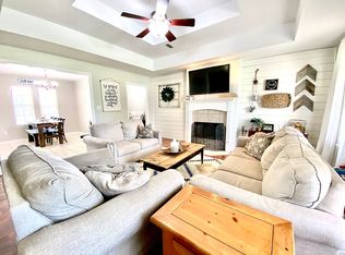 187 Sandstone Dr, Dothan, AL 36303