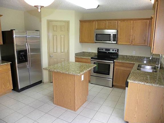 3rd image of 1328 Gold Dust Ln