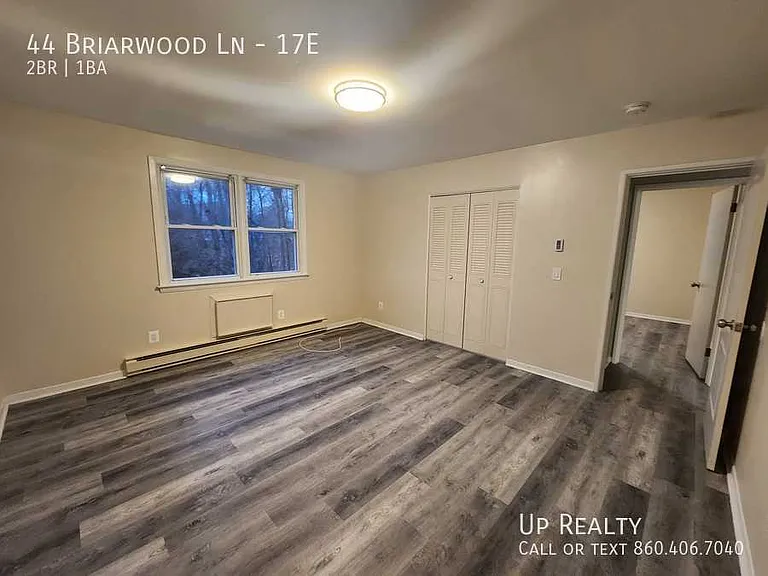 44 Briarwood Ln #17E — Photo 6