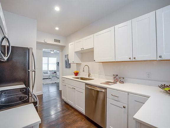 5th image of 1519 Bennett Ave #4928B