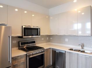 932 W Dakin St #201E, Chicago, IL 60613