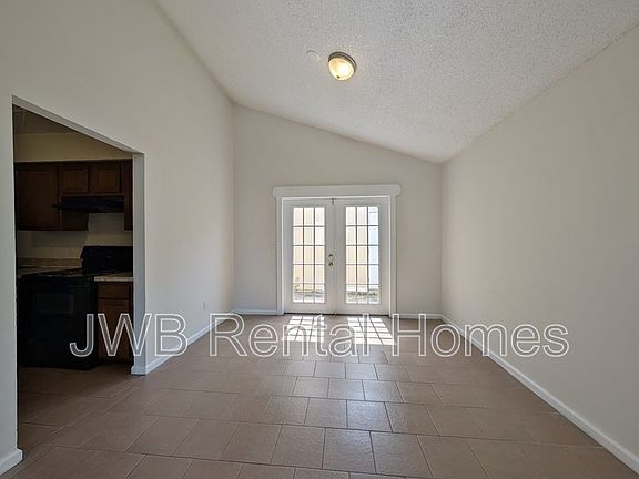 3rd image of 8121 San Jose Manor Dr E APT 1