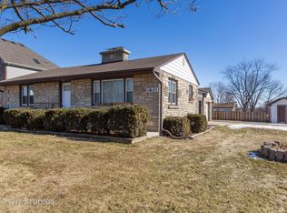 1801 N Gary Ave, Wheaton, IL 60187