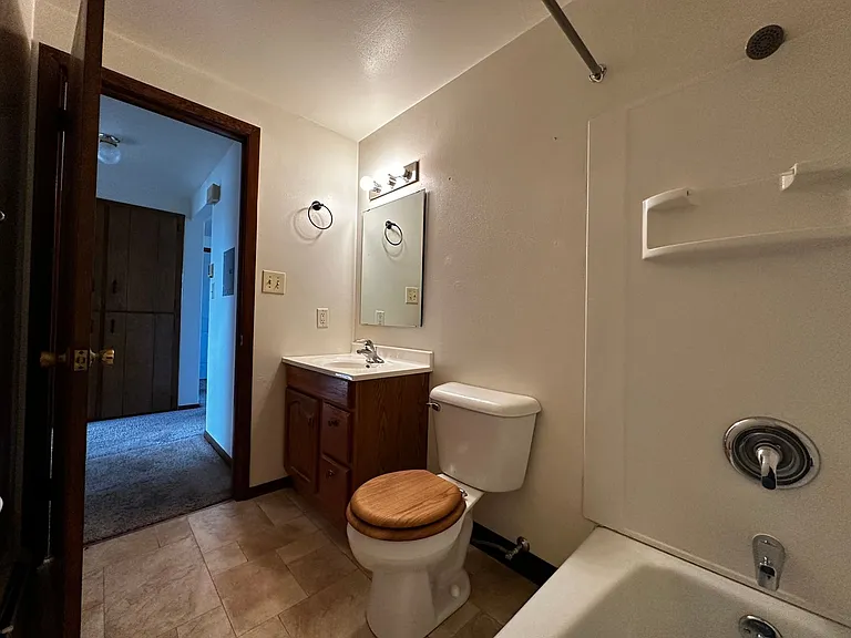 1241 Apache Ave — Photo 12