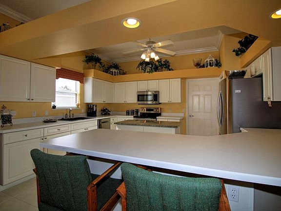 5th image of 1241 Augustine Dr
