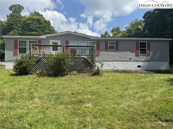 152 Lucky Lane, Zionville, NC 28698