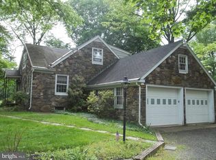 7043 Ferry Rd, New Hope, PA 18938