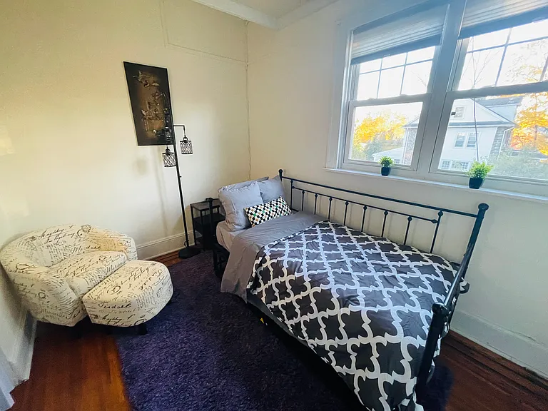 7845 Montgomery Ave #5 — Photo 9