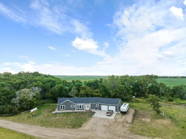 5042 18th Ave N, Velva, ND 58790