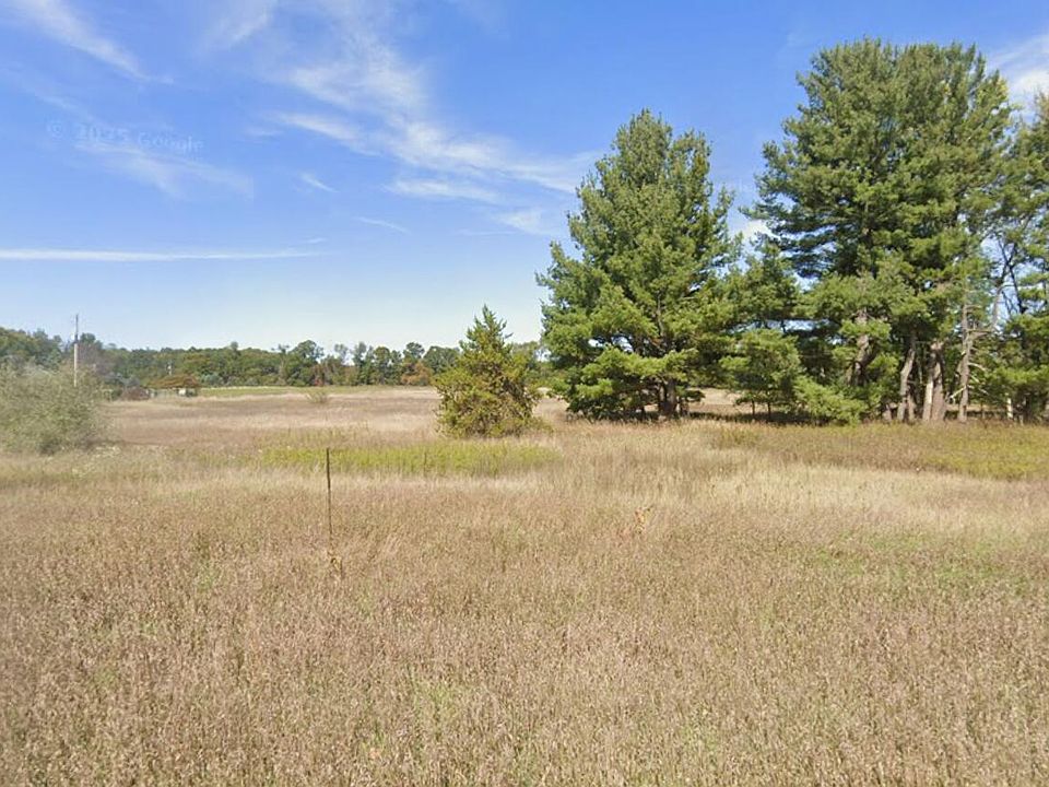 2nd image of 9301 Kreuter Rd NE