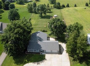 24475 W 55th St, Shawnee, KS 66226