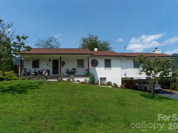 130 Beaverdam Heights Dr, Canton, NC 28716