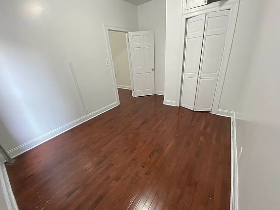 3rd image of 511 W 181st St APT 33