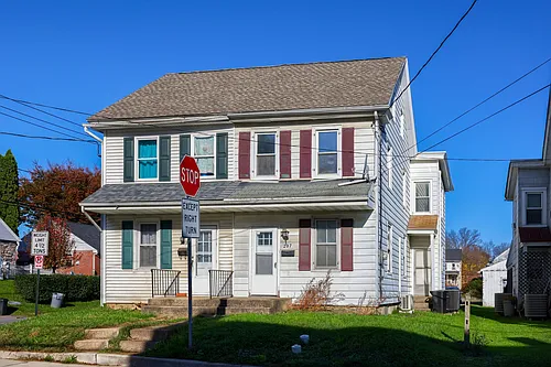 207 W Frederick St Photo 1