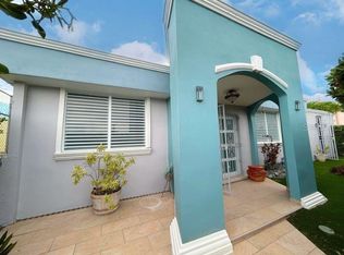 1232 Carmelitas Descalzos, Ponce, PR 00728