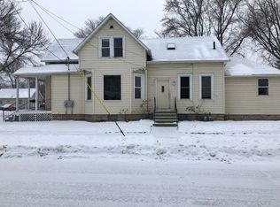 831 N Irwin Ave, Green Bay, WI 54302