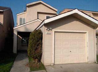 2513 N Knoll Ave, Fresno, CA