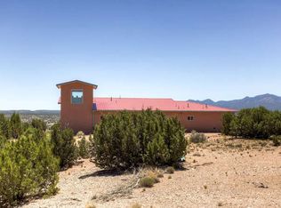 36 Horny Toad Rd, Cerrillos, NM 87010