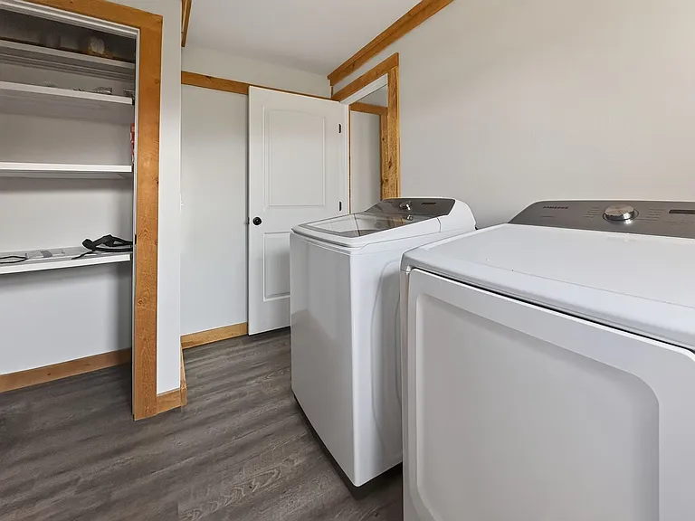 2909 Elderberry Ave — Photo 12
