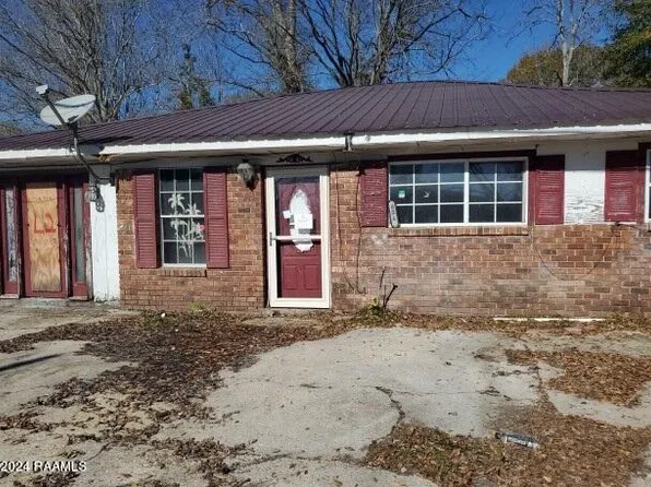 824 Burr St, Opelousas, LA 70570