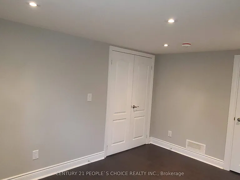 3 Erindale Cres #BASEMENT — Photo 6