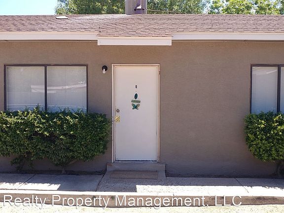 4th image of 3429 Gibson Blvd SE APT E