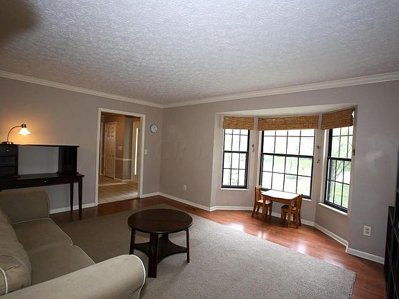 5th image of 337 Winter Hill Pl