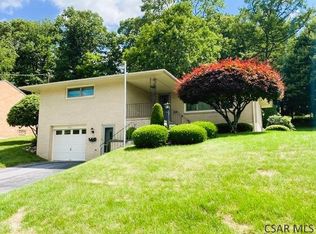 1023 Hillside Trl, Johnstown, PA 15905