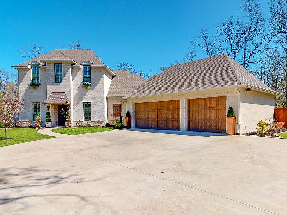 1st image of 2410 Wildwood Ln