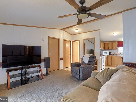5th image of 231 Greyfield Dr