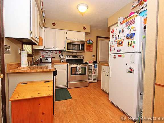 4th image of 419 Willow Bend Dr