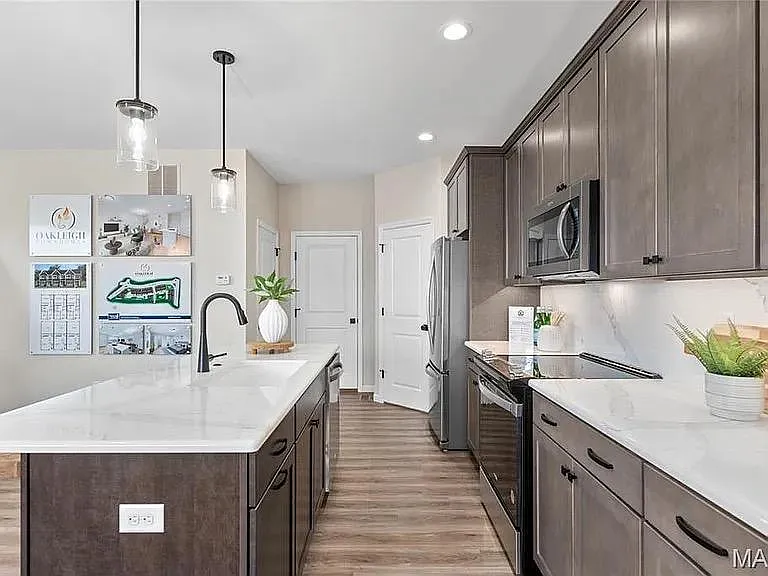 44 Pheasant Ln — Photo 7