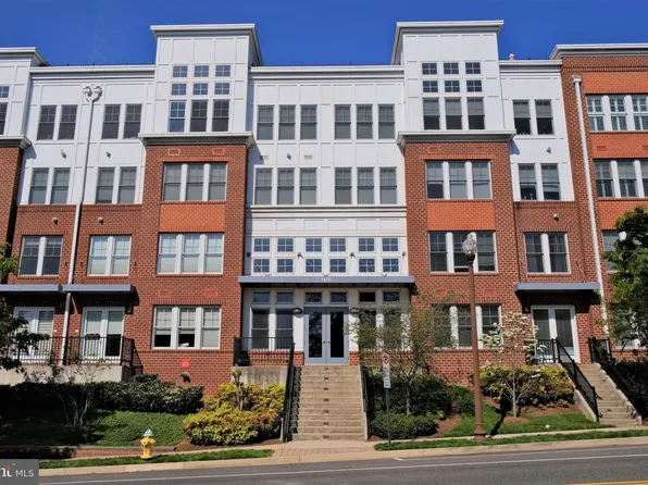 1418 N Rhodes St #B417, Arlington, VA 22209