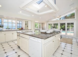 48 Saddleback Rd, Rolling Hills, CA 90274