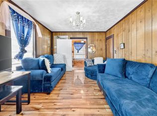 31 Norris Ave, Pawtucket, RI 02861