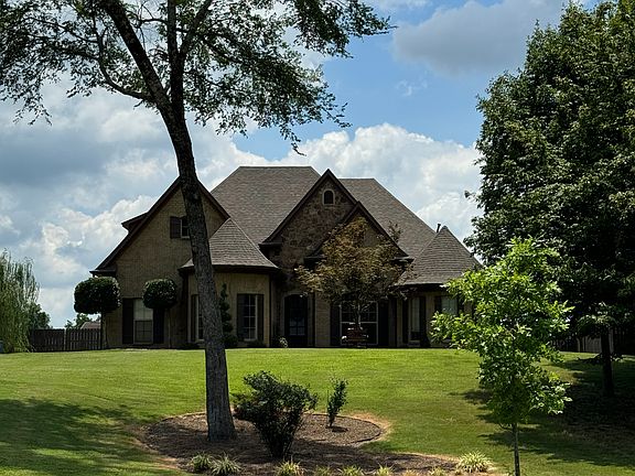 2nd image of 9587 Nielsen Dr