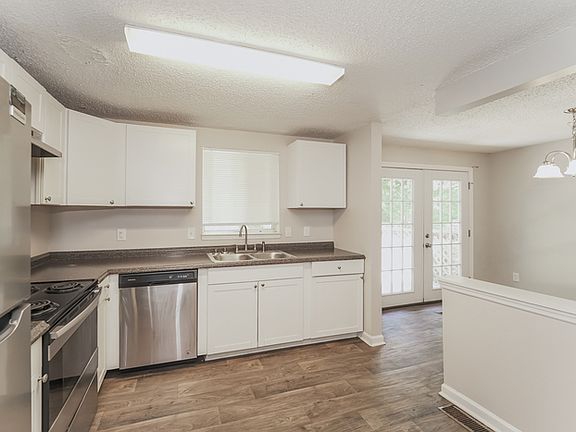 3rd image of 8114 Bald Ridge Dr